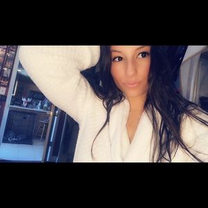 Meet your Posher, Whitney